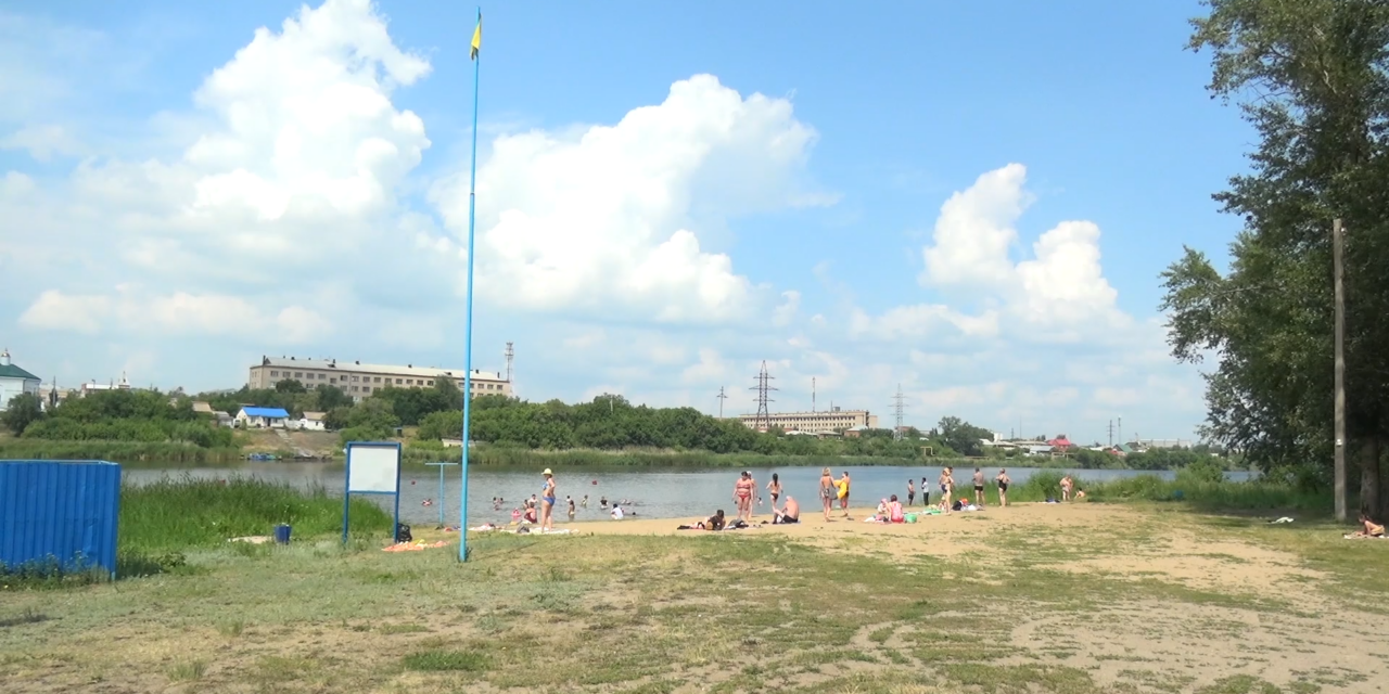 Организацию отдыха на городском пляже обсудили в администрации